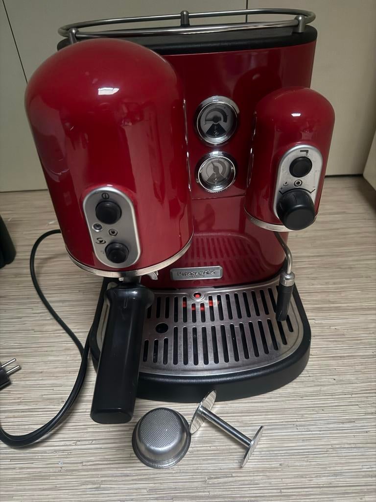 KitchenAid Artisan Espressomachine - Rood Retro Design, Witgoed en Apparatuur, Koffiezetapparaten, Afneembaar waterreservoir, Espresso apparaat
