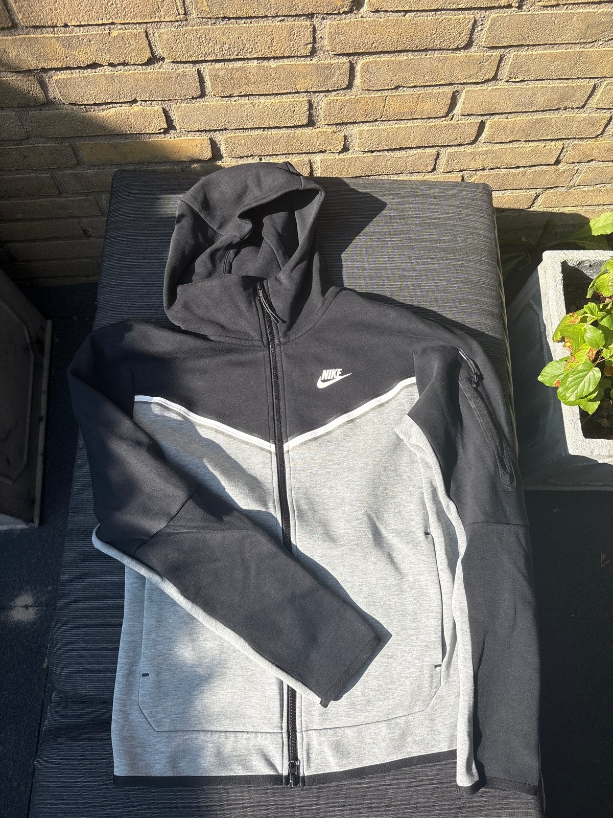 Nike Tech Fleece Hoodie Zwart/Grijs - Maat S, Ophalen of Verzenden, Zo goed als nieuw