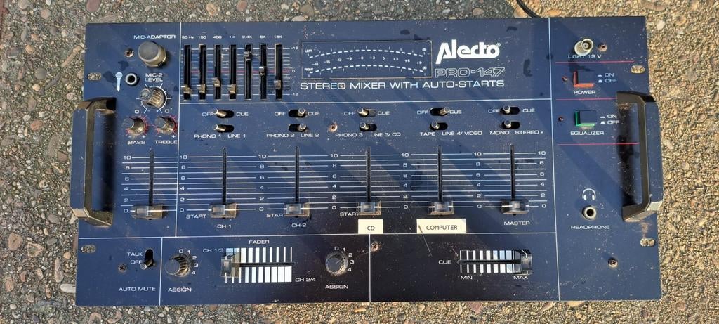Alecto PRO-147 Stereo Mixer met Auto-Starts, Ophalen of Verzenden, Gebruikt, Minder dan 5 kanalen, Microfooningang