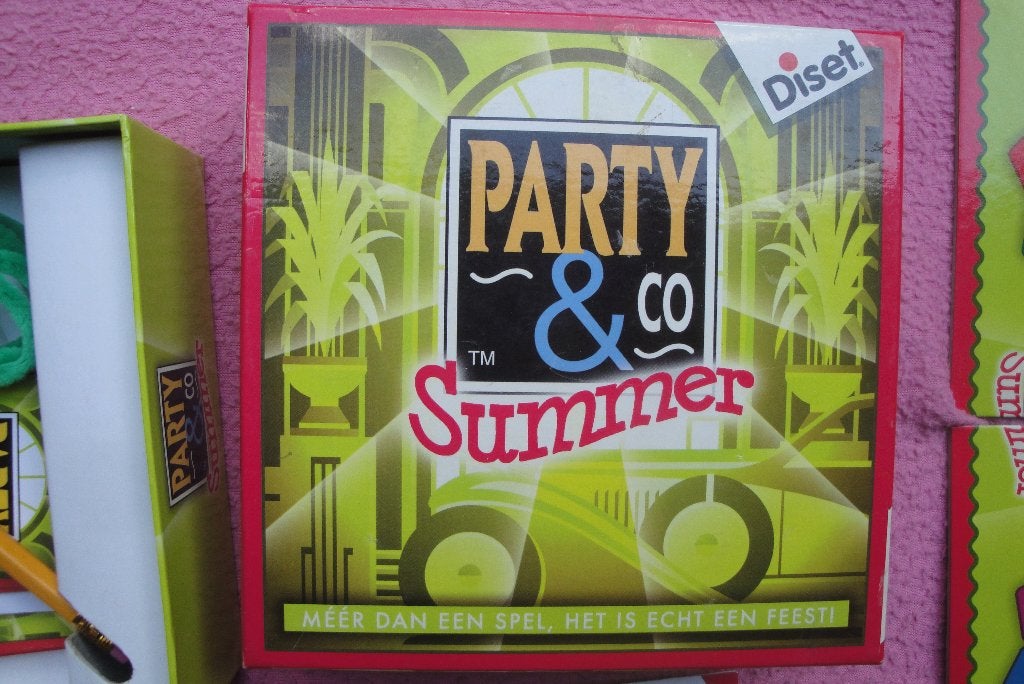 PARTY & CO SUMMER BORDSPEL VAN DISET   3 tot 20sp. 3,95euro, Een of twee spelers, Ophalen of Verzenden, Zo goed als nieuw, Reisspel