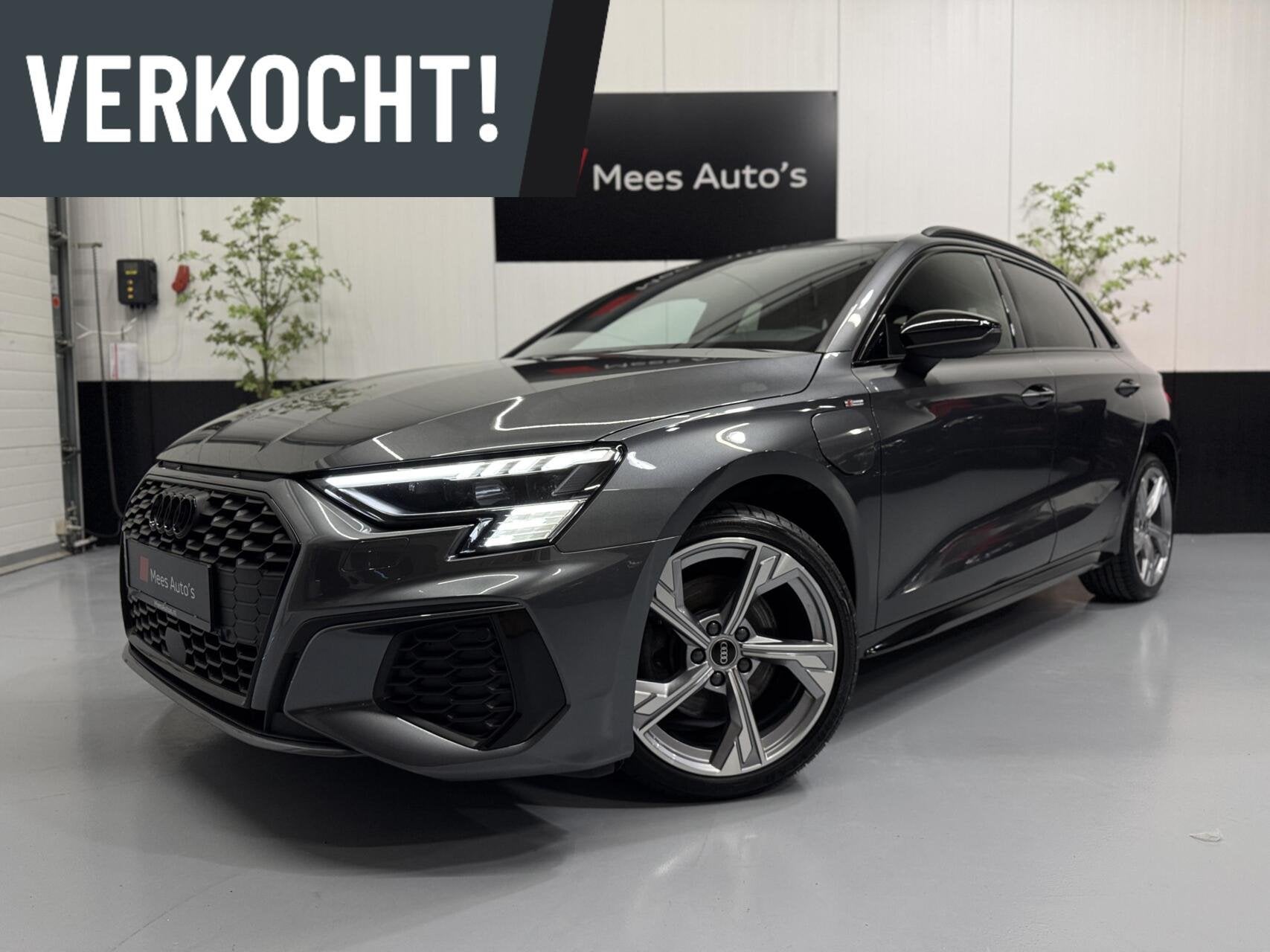 Audi A3 Sportback 40 TFSI S-Edition|Matrix|RS Zetels|Elektr, Auto's, Gebruikt, 4 cilinders, 71 km/l, Zilver of Grijs