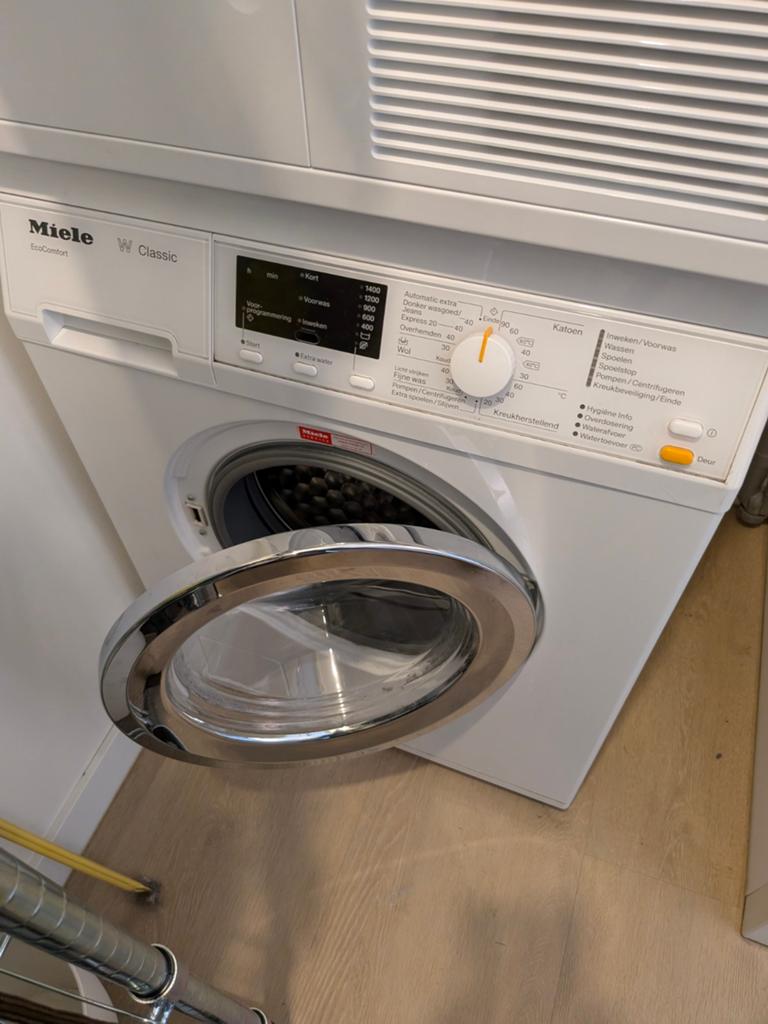 Nette Miele WDA210 te koop, Witgoed en Apparatuur, Wasmachines, Zo goed als nieuw, Voorlader, 6 tot 8 kg, 85 tot 90 cm, 1200 tot 1600 toeren