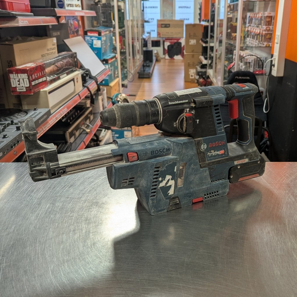 Bosch GBH 18V-26 met stofafzuiging, 2 accu's en een lader, Bosch, Zo goed als nieuw, Support@bosch.com, Robert Bosch GmbH
Robert-Bosch-Platz 1
70839 Gerlingen-SchillerhÃ¶he
Germany