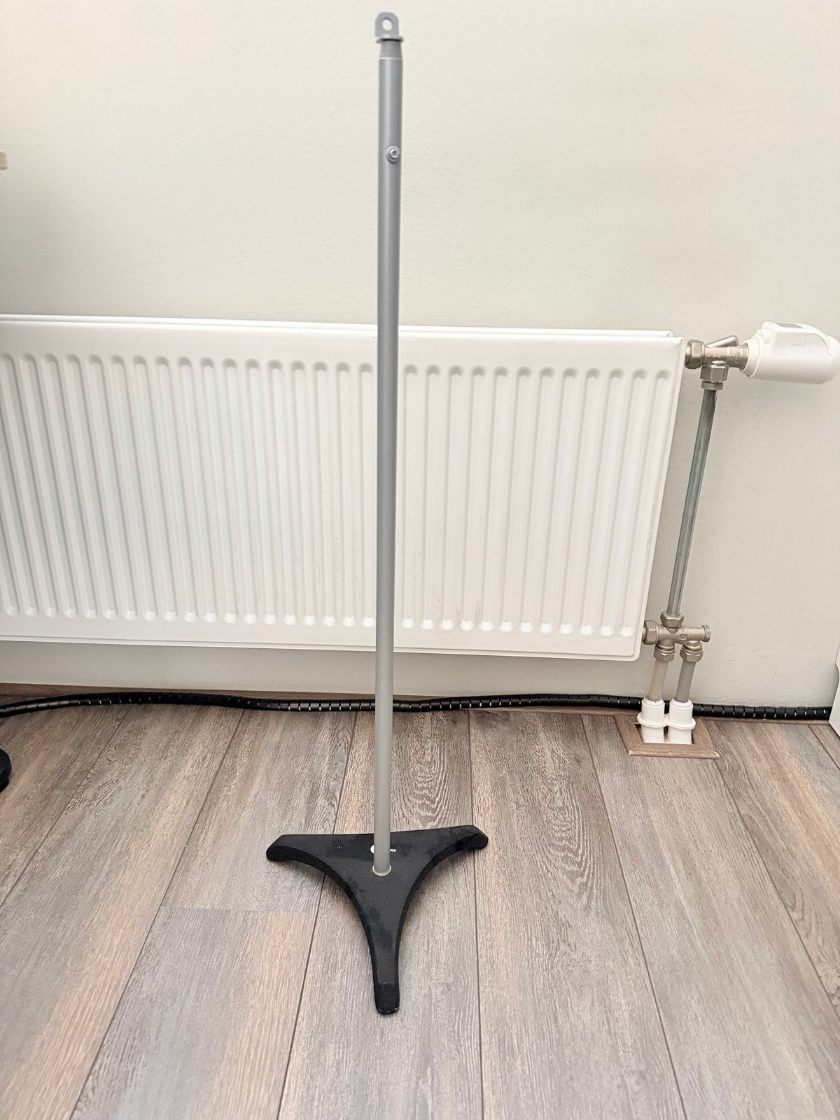 OmniMount speakerstandaarden - Set van 2, Audio, Tv en Foto, Luidsprekers, Overige merken, Gebruikt, Overige typen, Ophalen of Verzenden