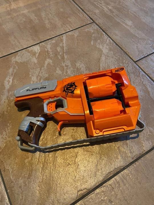 Nerf Zombie Strike Flipfury blaster met 2 trommels, Ophalen of Verzenden, Gebruikt