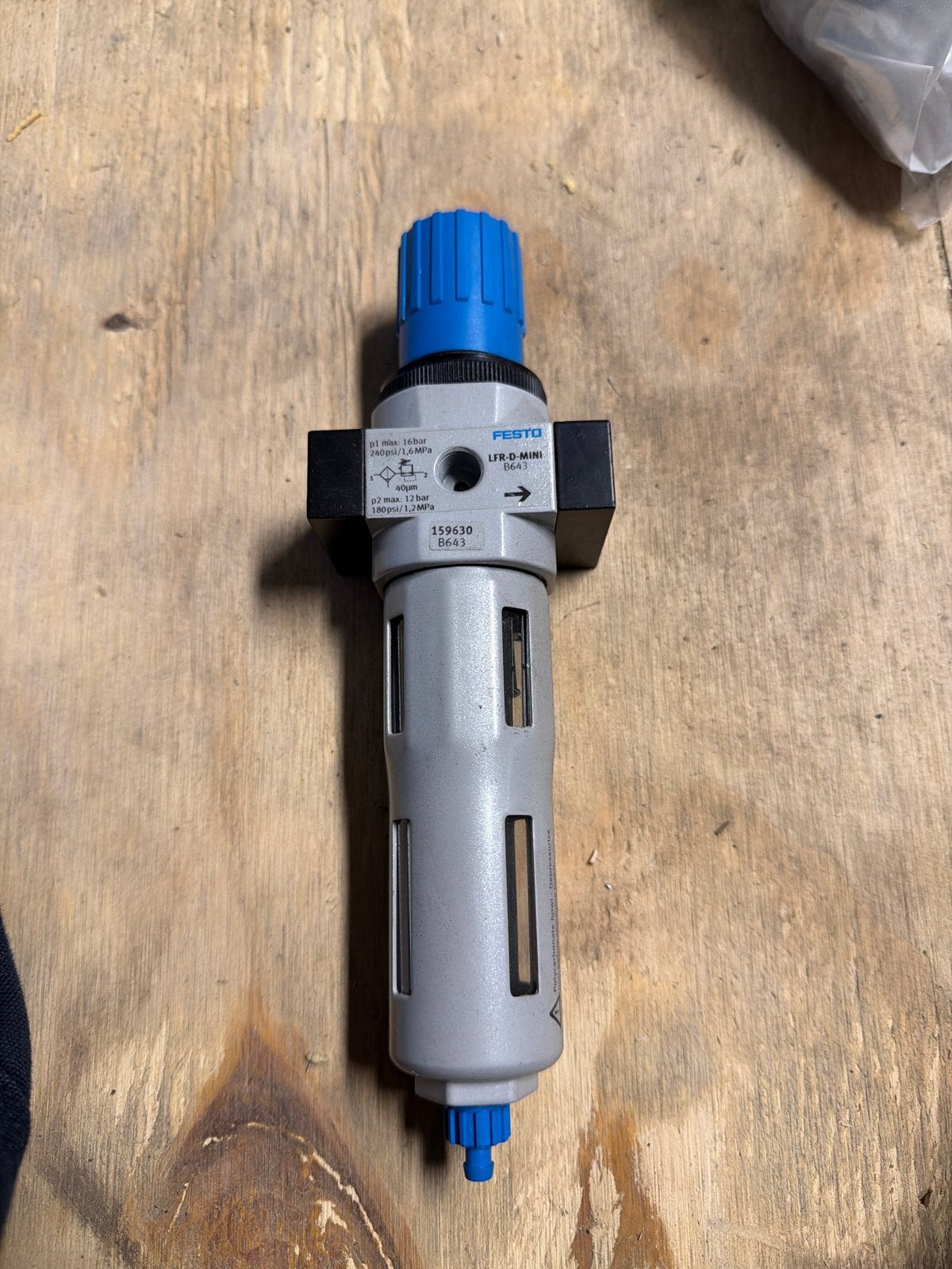 Festo LFR-D-MINI Filterregelaar - Nieuwstaat, Doe-het-zelf en Verbouw, Ophalen of Verzenden