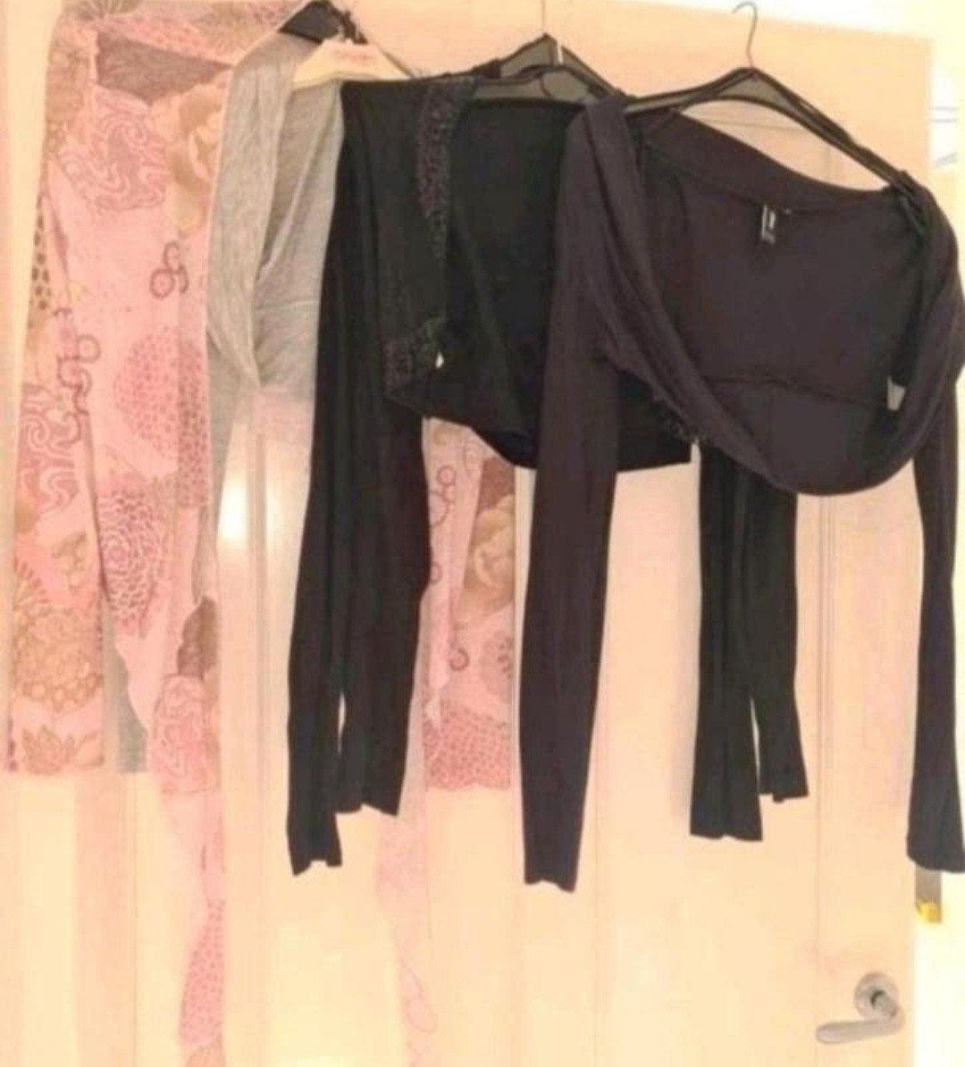 4 bolero's 2 zwart 1 grijs en 1 gekleurd, Kleding | Dames, Ophalen of Verzenden, Zo goed als nieuw