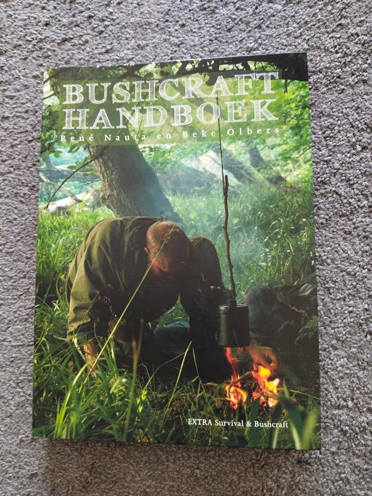 Bushcraft Handboek - René Nauta en Beke Olbers, Ophalen of Verzenden, Zo goed als nieuw, René Nauta en Beke Olbers