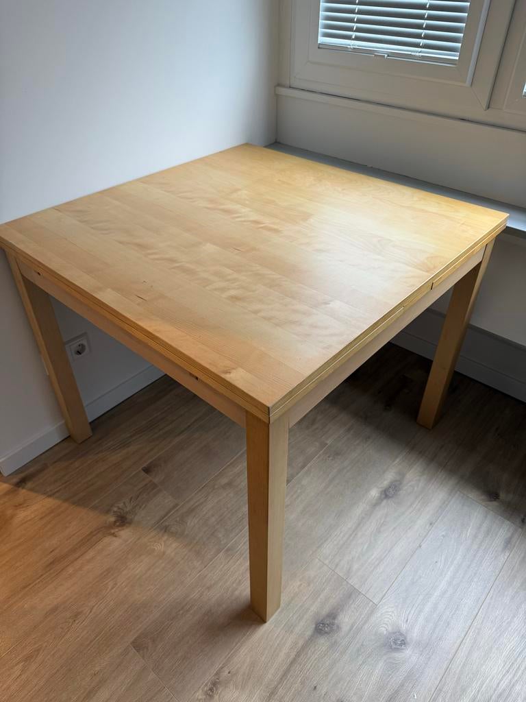 Uitschuifbare eettafel - 6/8 pers. - ikea bjursta, Huis en Inrichting, Tafels | Eettafels, Zo goed als nieuw, Vijf personen of meer