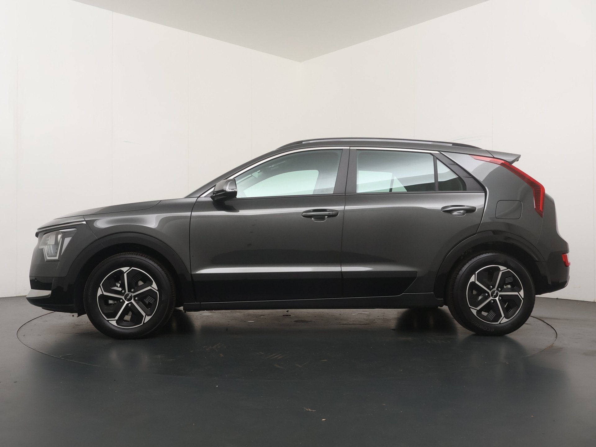 Kia Niro 1.6 GDi Hybrid DynamicLine - Navigatie - Apple CarP, Auto's, Gebruikt, Leder en Stof, Origineel Nederlands, Kia Top Selectie