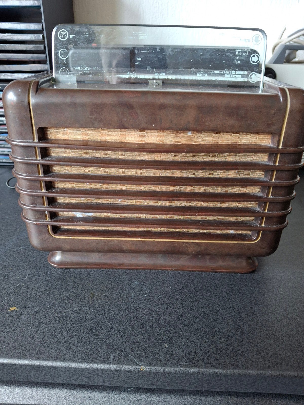 Oude Philips radio, Ophalen of Verzenden, Niet werkend
