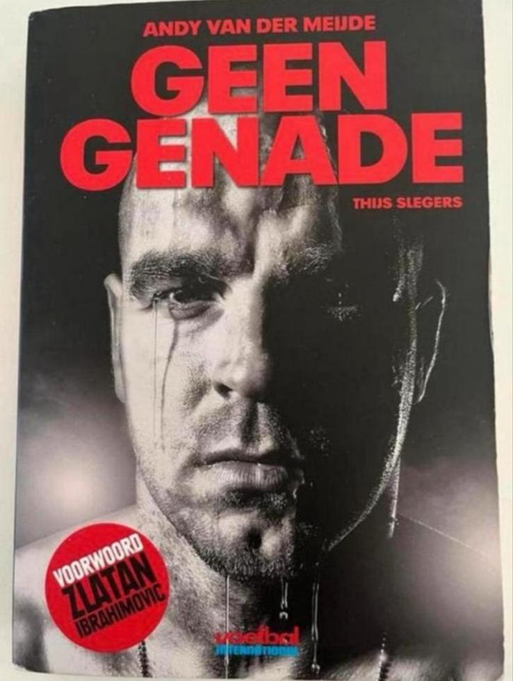 Andy van der Meijde: Geen Genade - Voetbalbiografie, Ophalen of Verzenden, Gelezen, Sport