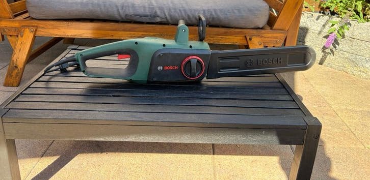 Bosch Ultrachain 35 Kettingzaag 1800W, Ophalen, Kettingzaag, Zo goed als nieuw, 30 tot 70 mm