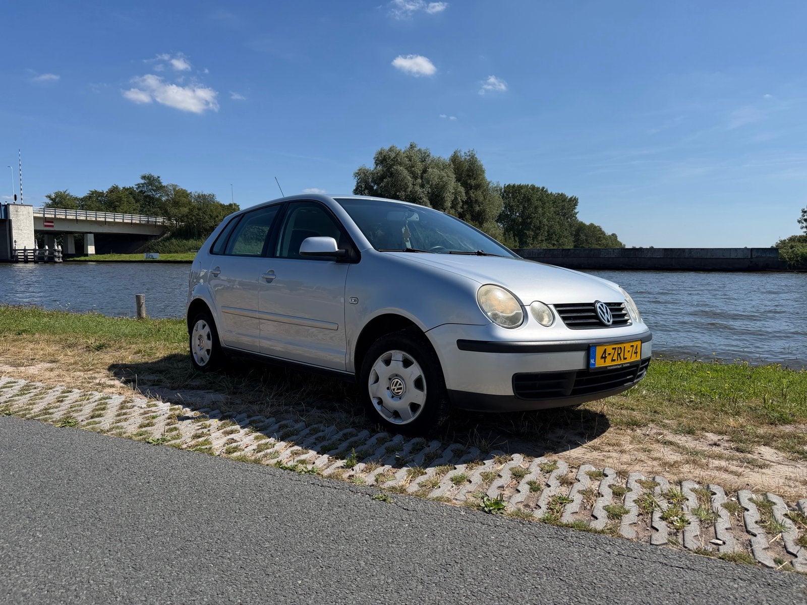 Volkswagen Polo 1.2 atlantic, 983 kg, 1198 cc, Particulier, 500 kg