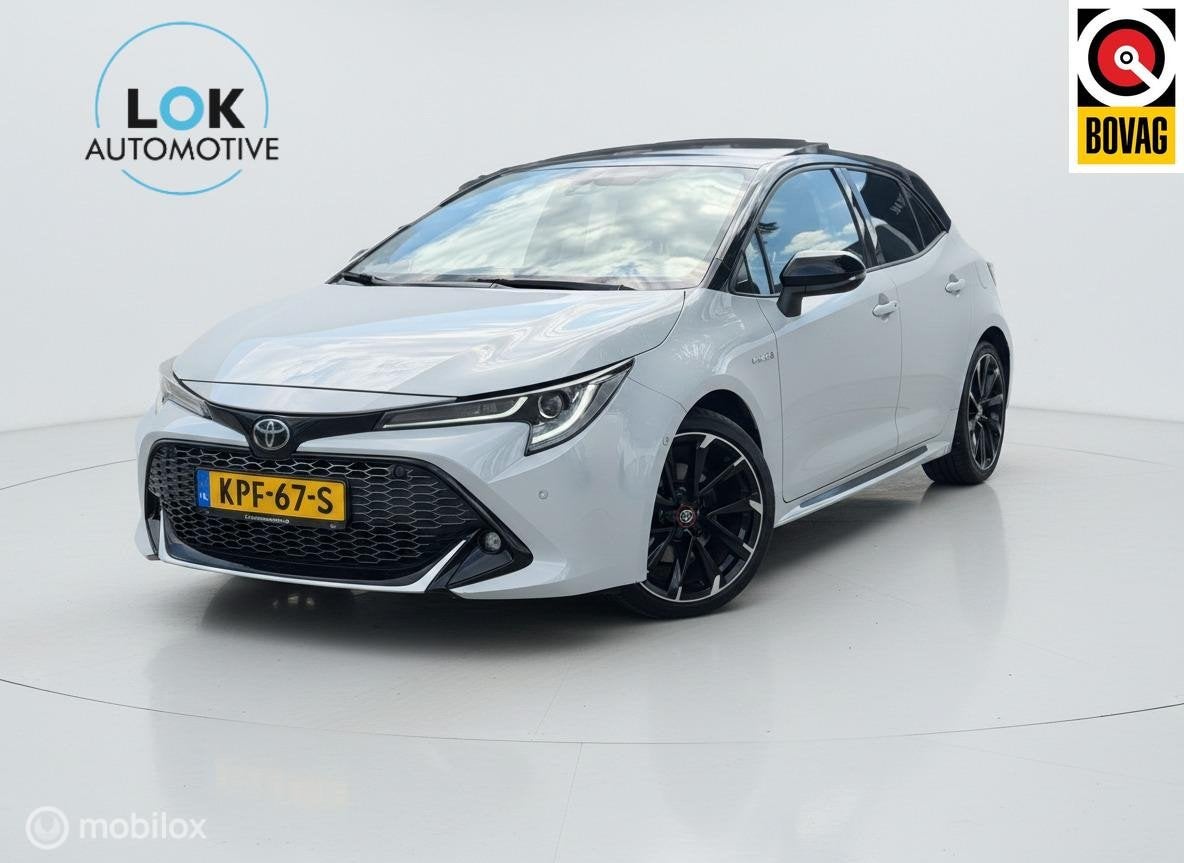 Toyota Corolla 2.0 Hybrid GR-Sport Plus PANO|HUD|JBL|CAMERA|, 450 kg, Gebruikt, 4 cilinders, Wit