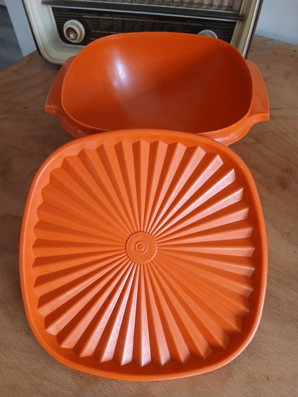 Tupperware trommel sterdeksel, Huis en Inrichting, Keuken | Tupperware, Gebruikt, Oranje, Ophalen of Verzenden, Met deksel