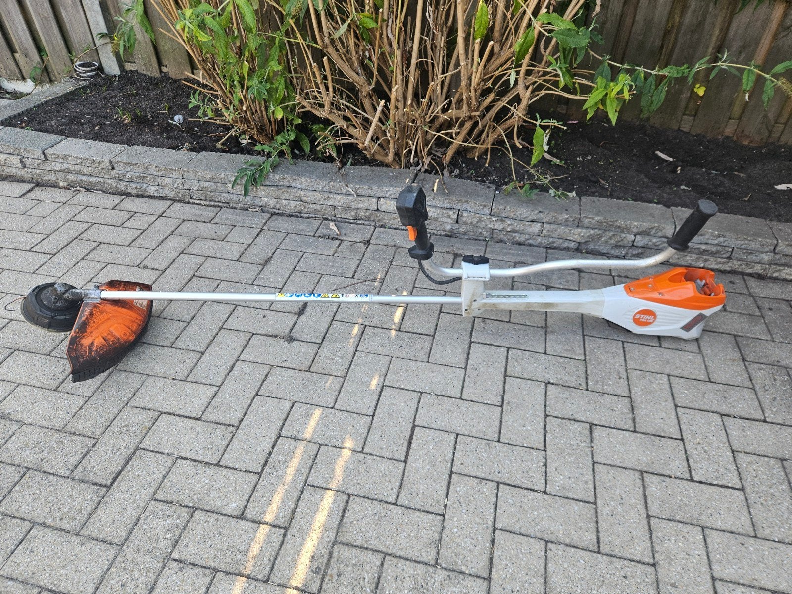 Stihl bosmaaier FSA 135, Tuin en Terras, Bosmaaiers, Ophalen, Accu, Zo goed als nieuw, STIHL