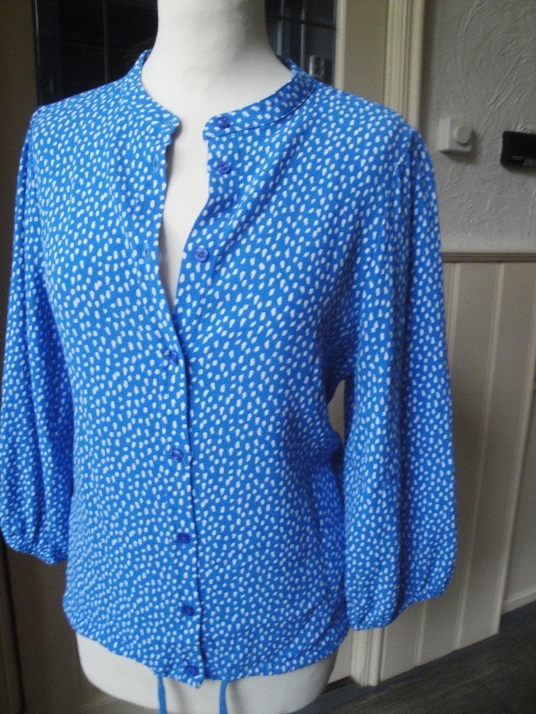 Kobaltblauw/witte blouse ANNA BLUE maat M, Kleding | Dames, Maat 38/40 (M), Blauw, Anna Blue, Ophalen of Verzenden