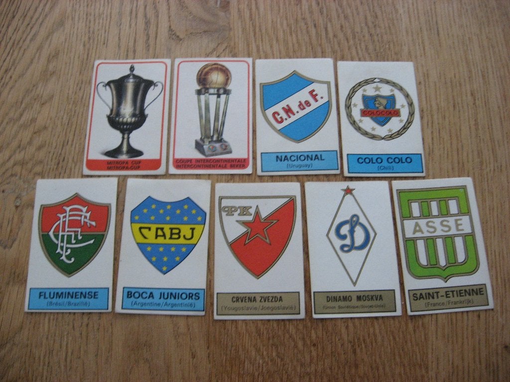 Football 1972-73 Panini Stickers Emblemen Clubs Bekers, Ophalen, Nieuw, Meerdere stickers