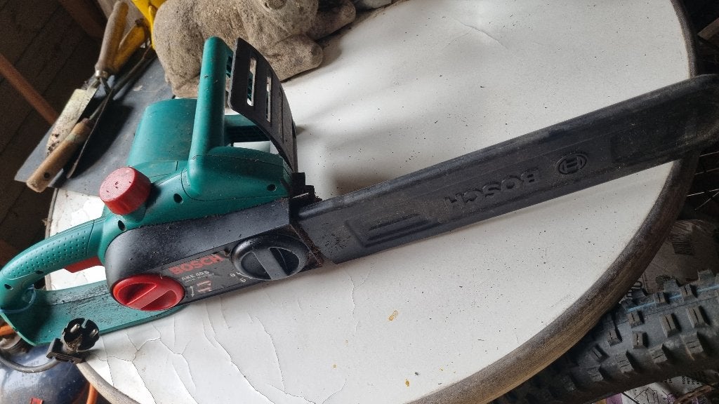 kettingzaag Bosch AKE 40S, Ophalen, Gebruikt, Bosch AVS 1