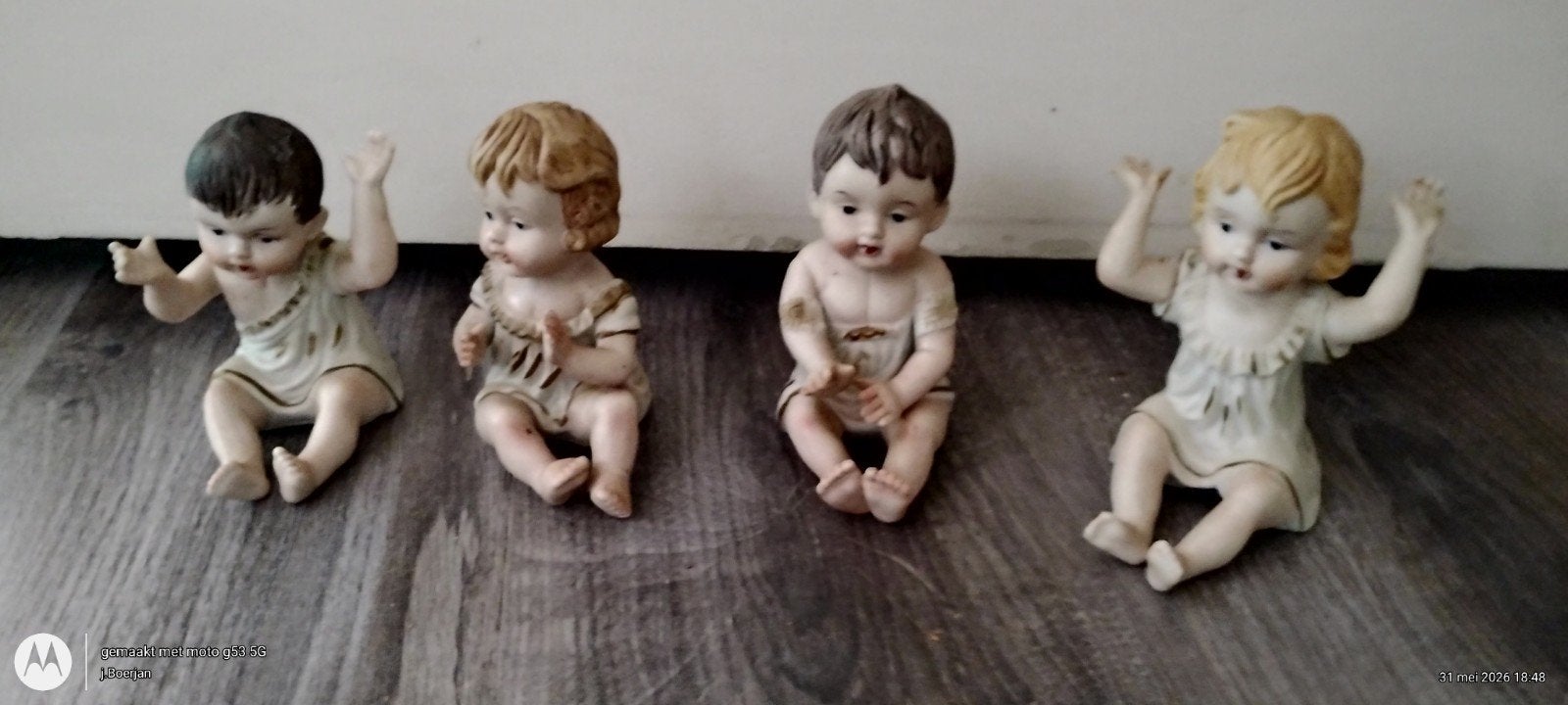 Set van 4 vintage porseleinen babypoppen, Verzamelen, Poppen, Ophalen of Verzenden, Gebruikt, Babypop