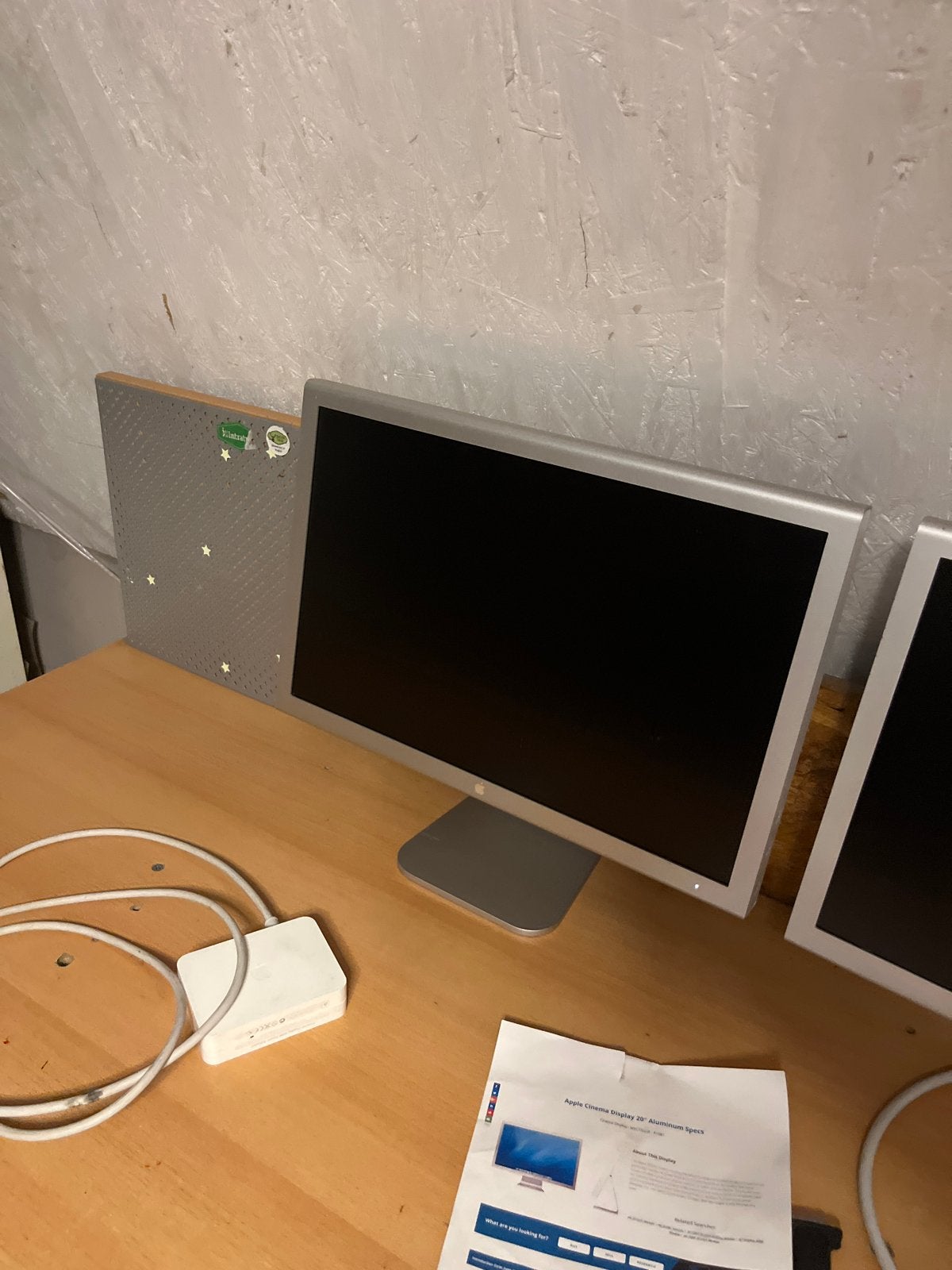 Apple Cinema Display 20" A1081 - 2 stuks beschikbaar, Computers en Software, Monitoren, Ophalen, Gebruikt, Kantelbaar, Overige resoluties