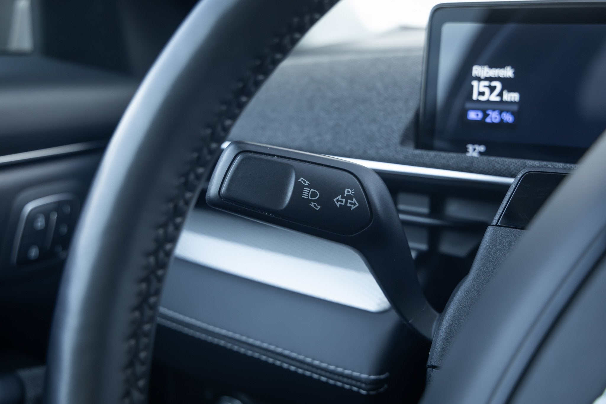 Foto 15 van Ford Mustang MACH-E Extended RWD 98 kWh soh95% panoramadak |
