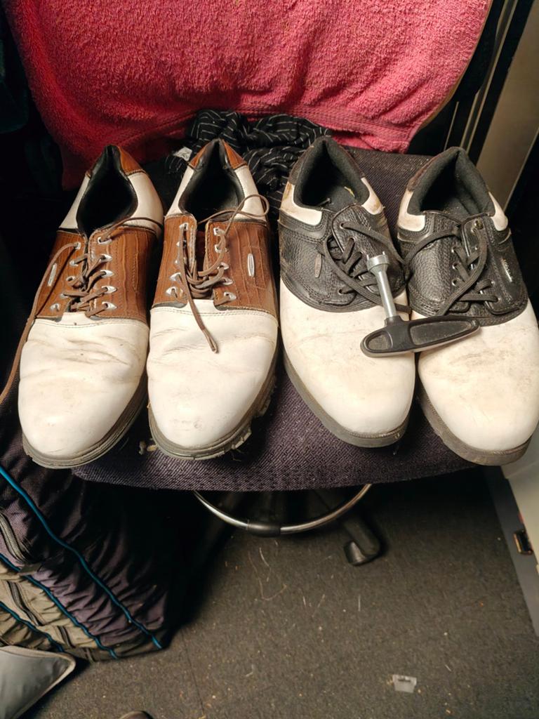 Golfschoenen maat 44.5 - Twee paar, Sport en Fitness, Golf, Ophalen of Verzenden, Gebruikt, Schoenen