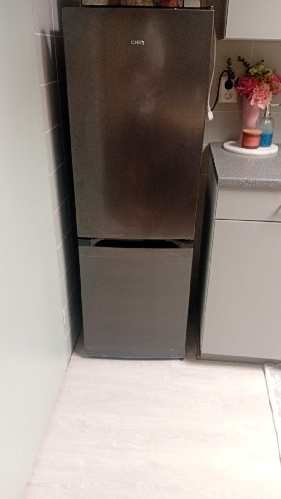 CHiQ CBM157LC Koel-vriescombinatie - Energieklasse C, Witgoed en Apparatuur, 150 tot 200 liter, Met aparte vriezer, Ophalen of Verzenden