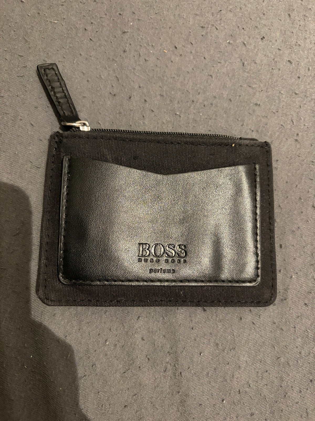 Hugo Boss Parfums Pasjeshouder Zwart, Ophalen of Verzenden, Gebruikt, Zwart, Overige merken