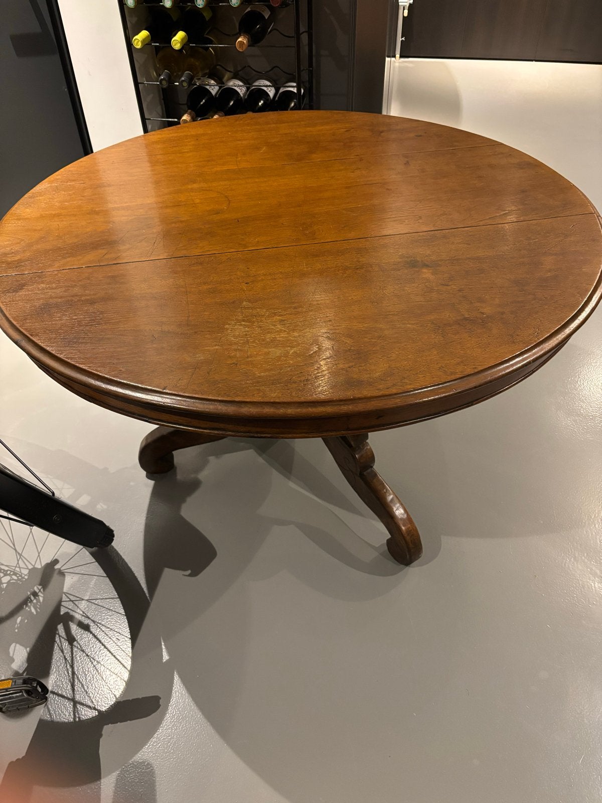 Antieke eikenhouten ronde tafel, eind 18e/begin 19e eeuw, Antiek en Kunst, Ophalen