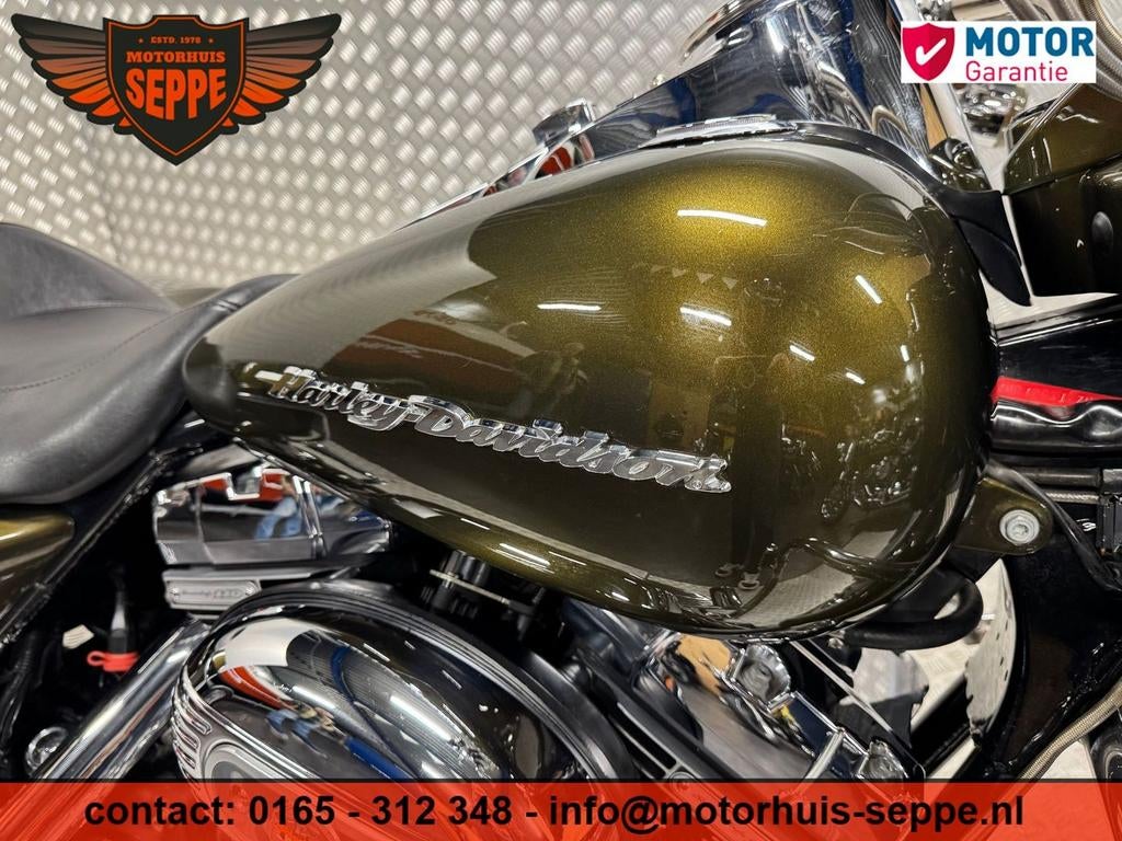 HARLEY-DAVIDSON ROAD KING 110Ci SCREAMIN EAGLE FLHRSE CVO, Motoren, 2 cilinders, HARLEY-DAVIDSON, Motorrijbewijs A, Bedrijf