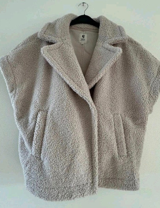Garcia teddy gilet maat l draagmaat 42 44 nieuwstaat, Kleding | Dames, Bodywarmers, Beige, Maat 42/44 (L), Ophalen of Verzenden