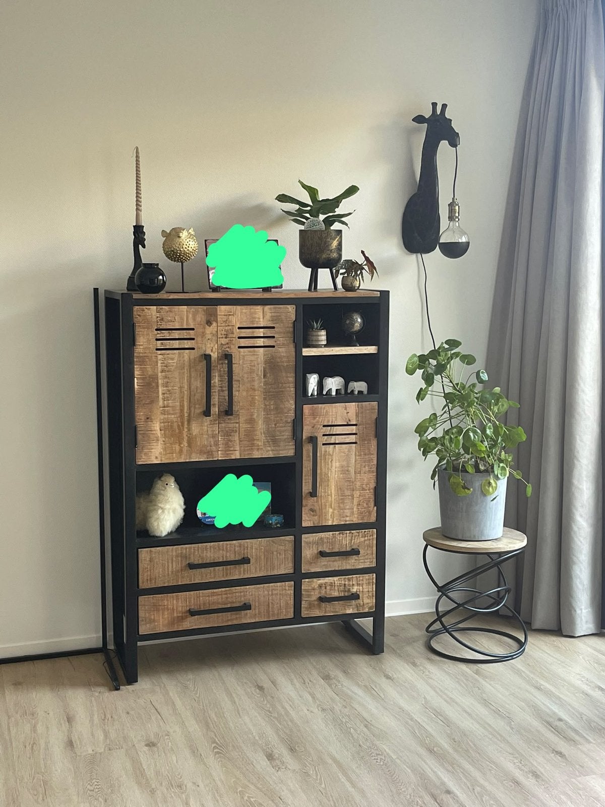 Stoere industriële kast van mangohout, Ophalen, Zo goed als nieuw
