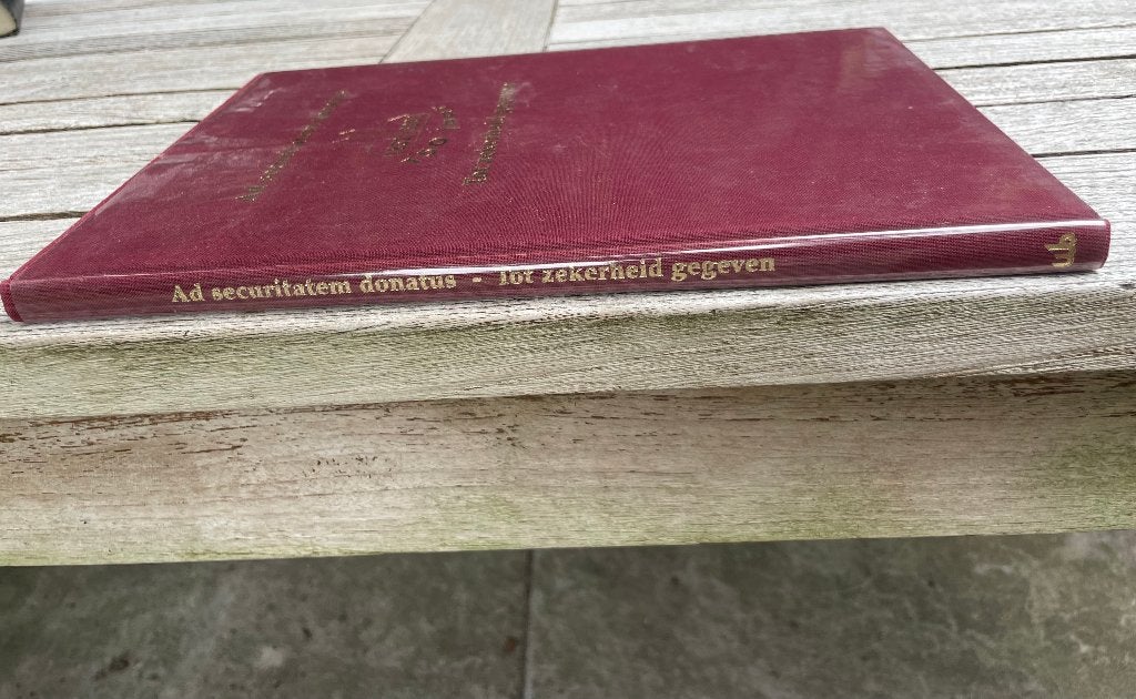 Ad securitatem donatus / Tot zekerheid gegeven 1852-2002, Ophalen of Verzenden, Zo goed als nieuw, Nederland