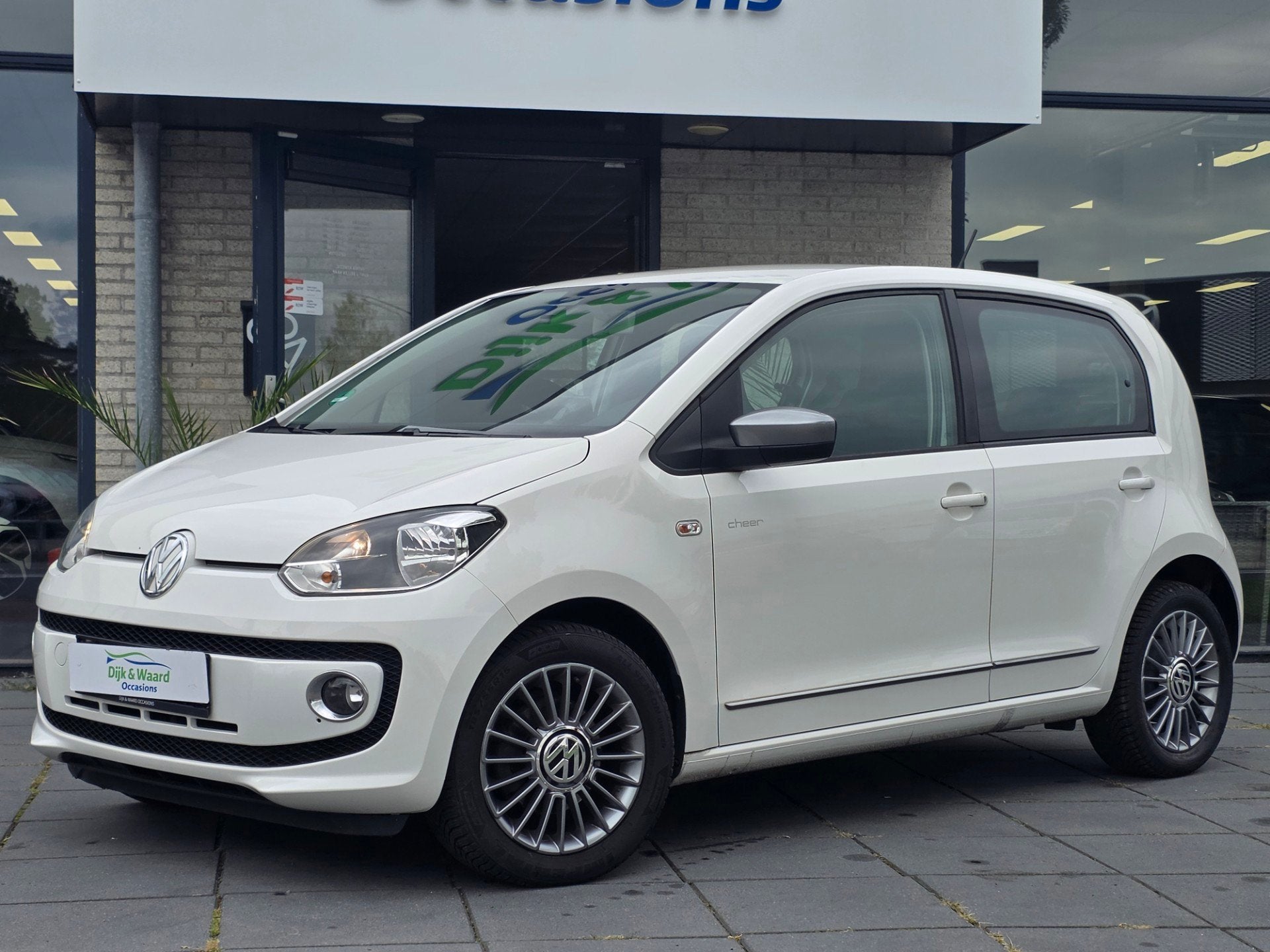 Volkswagen Up! 1.0 Cheer up! – Automaat – Navigatie –, Auto's, Euro 5, Gebruikt, Up!, Bedrijf