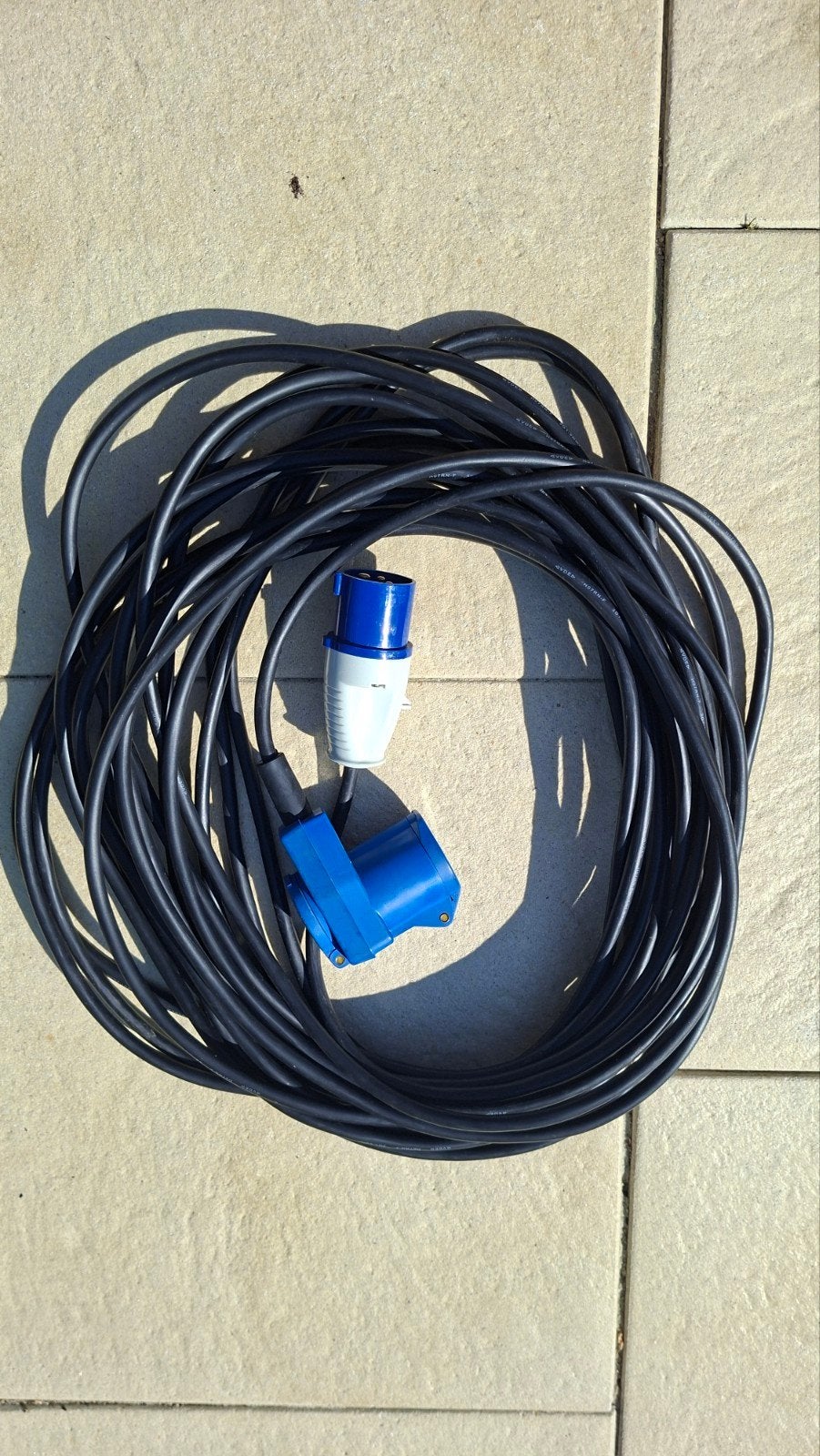 Verlengkabel met CEE-stekkers (blauw), Ophalen, Gebruikt