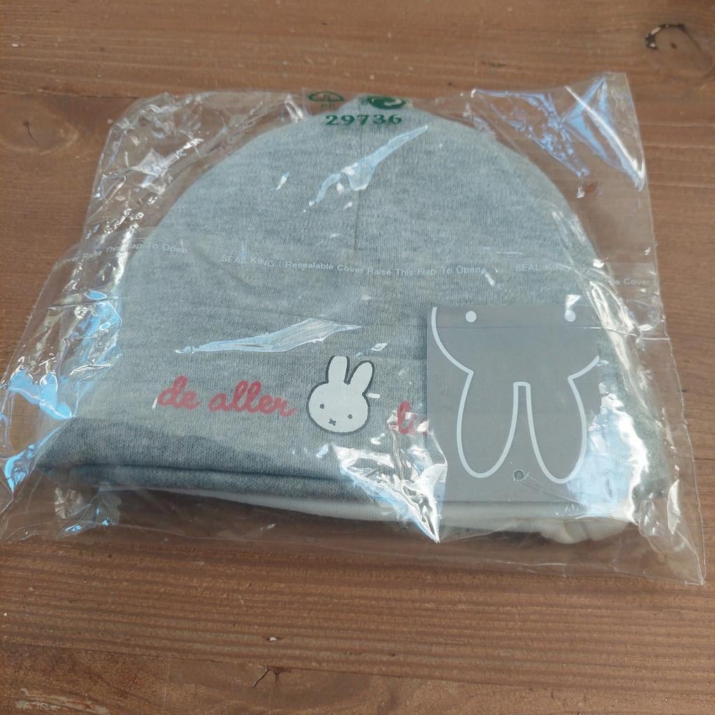 2 baby kinder mutsjes NIEUW van Nijntje, Kinderen en Baby's, Babykleding | Mutsen, Sjaals en Wanten, Maat 50, Jongetje of Meisje