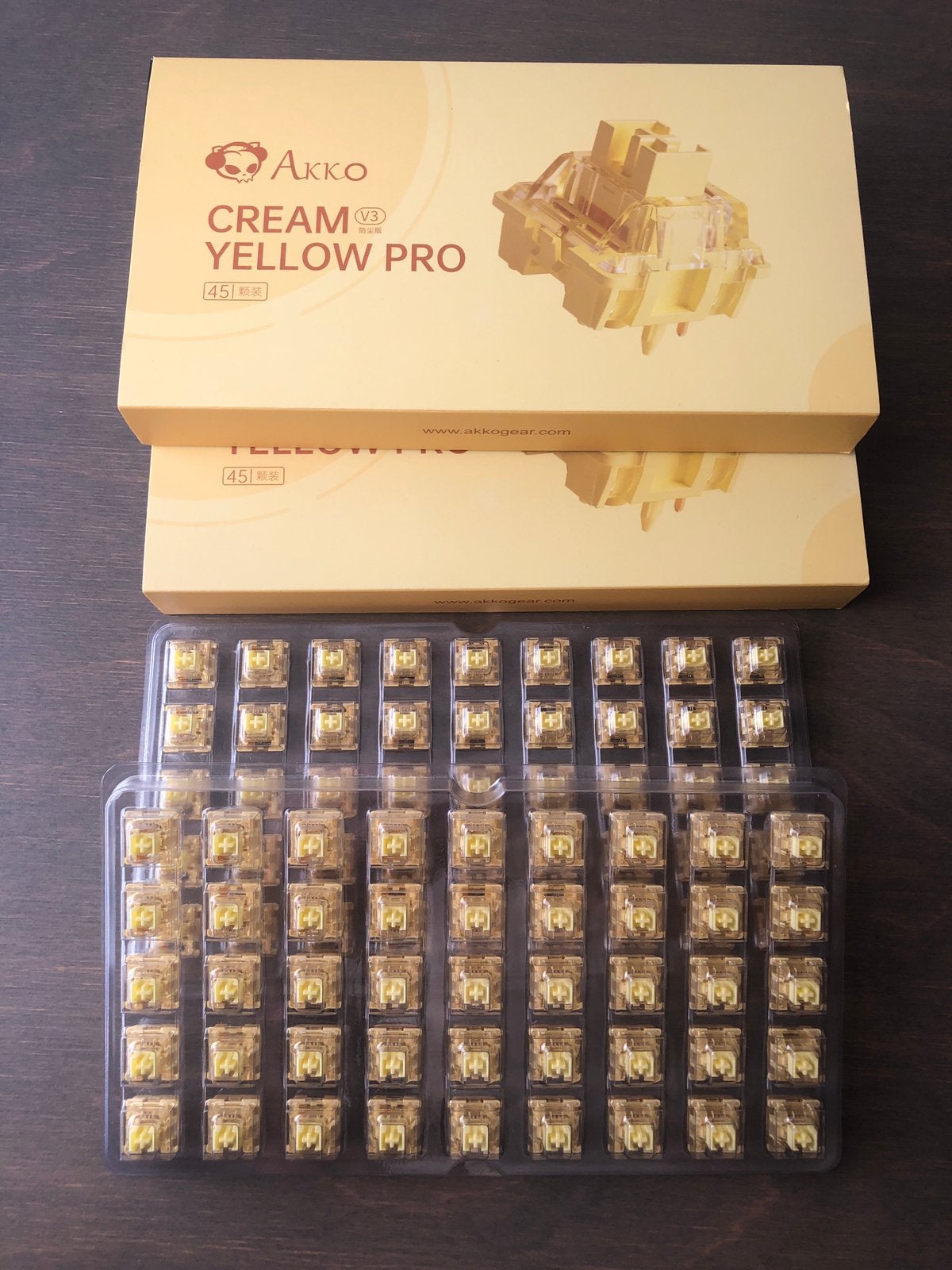 Akko 90 st. Cream V3 Yellow Pro ZGAN, Computers en Software, Toetsenborden, Verzenden, Zo goed als nieuw
