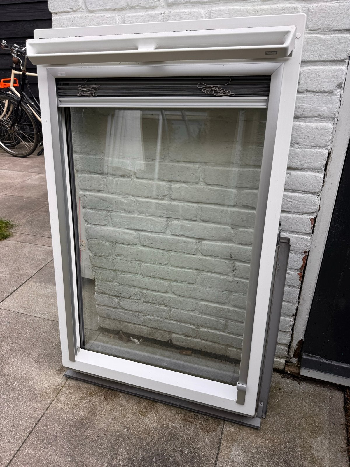Velux dakraam GGU M06 0059 met zonwering, Ophalen, Gebruikt, Minder dan 80 cm, 80 tot 120 cm