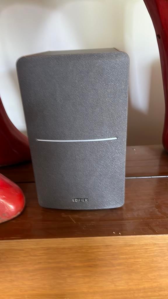 Edifier  R1280T