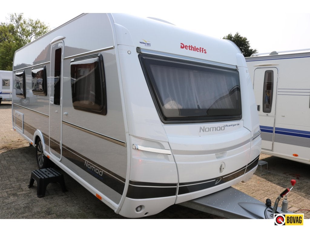Dethleffs Nomad Avantgarde 510 LE Ruim en enkele bedden, Caravans en Kamperen, Caravans, Standaardzit, Bedrijf, Schokbreker, Dethleffs