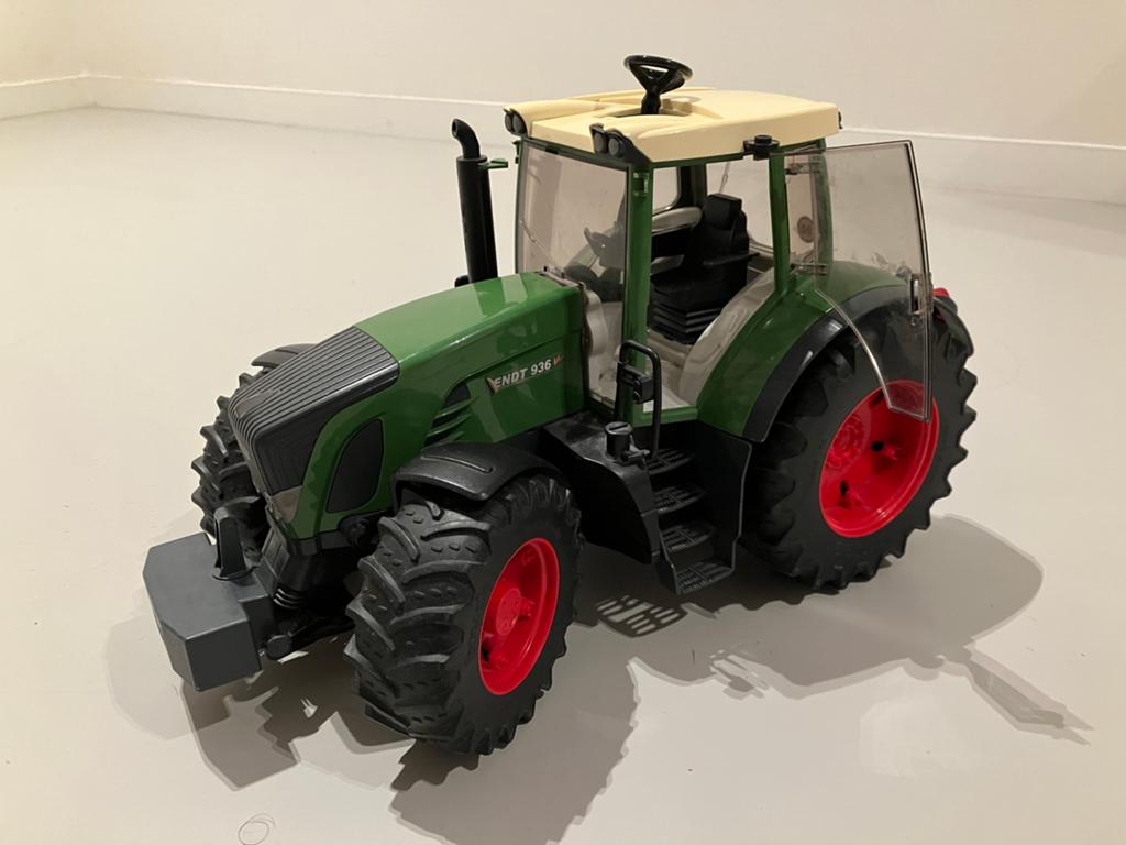 Bruder 3040 Fendt 936 Vario tractor, Ophalen, Gebruikt