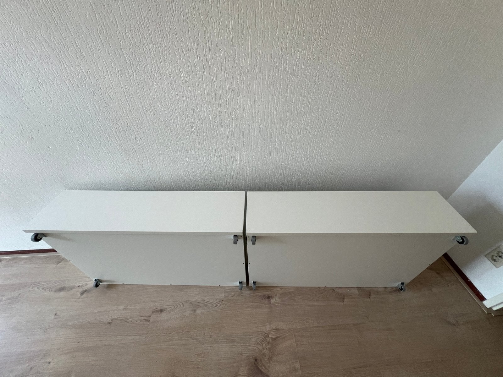 Witte IKEA Malm opberglades op wieltjes, Ophalen, 1 of 2 laden, 50 tot 100 cm, Zo goed als nieuw