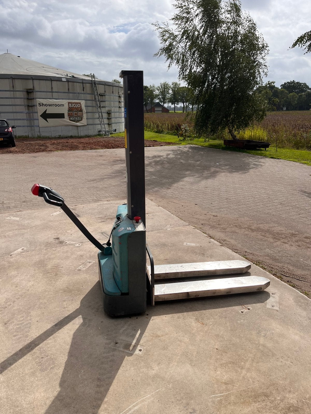 Elektrische stapelaar, Doe-het-zelf en Verbouw, Ophalen