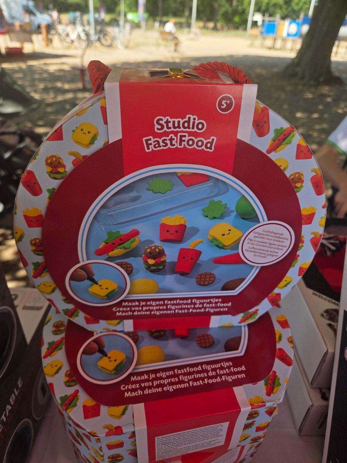 Studio Fast Food Knutselset - Maak je eigen figuurtjes, Knutselen, Onbekend, Nieuw, Ophalen of Verzenden