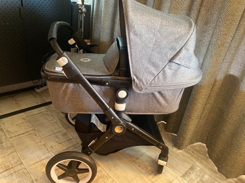 Bugaboo Kinderwagen als NIEUW met complete accessoires!, Bugaboo, Ophalen, Kinderwagen, Verstelbare duwstang