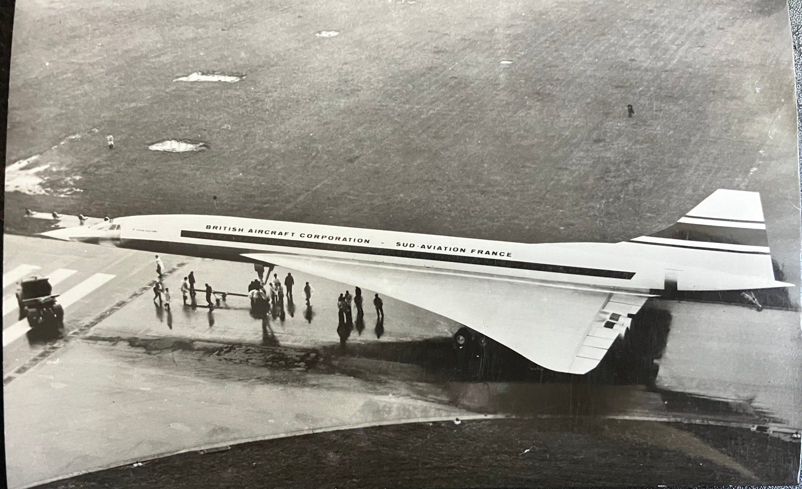 Ansichtkaart met supersonisch vliegtuig de Concorde, Ophalen of Verzenden, 1960 tot 1980, Ongelopen, Voertuig