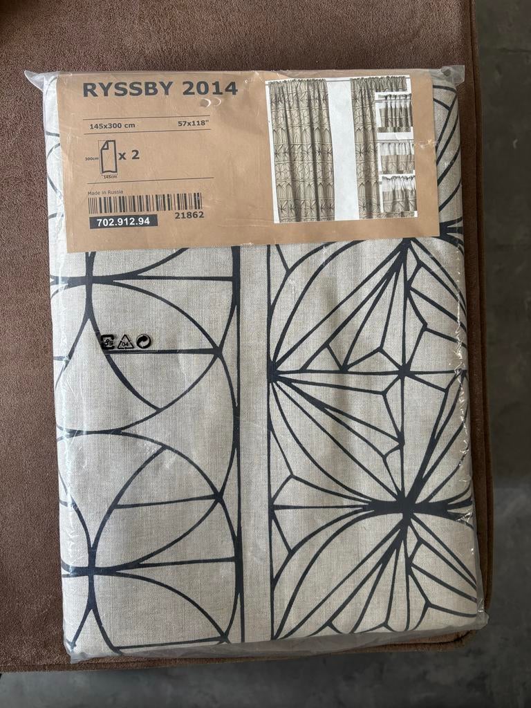 IKEA RYSSBY 2014 Gordijnen 145x300 cm - Nieuw in verpakking, Ophalen, 100 tot 150 cm, 200 cm of meer, Beige