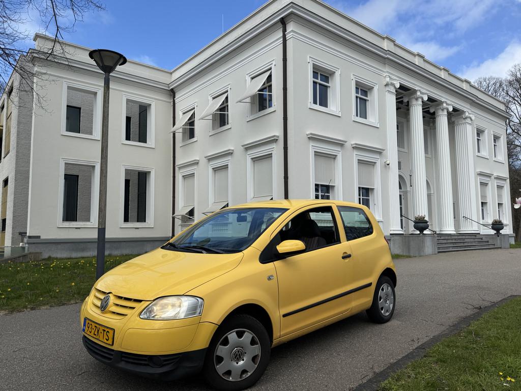 Volkswagen Fox 1.2 YELLOW ! STUURBEKR 1:20, RIJKLAAR, Auto's, Volkswagen, Bedrijf, Te koop, Fox, ABS, Airbags, Alarm, Startonderbreker